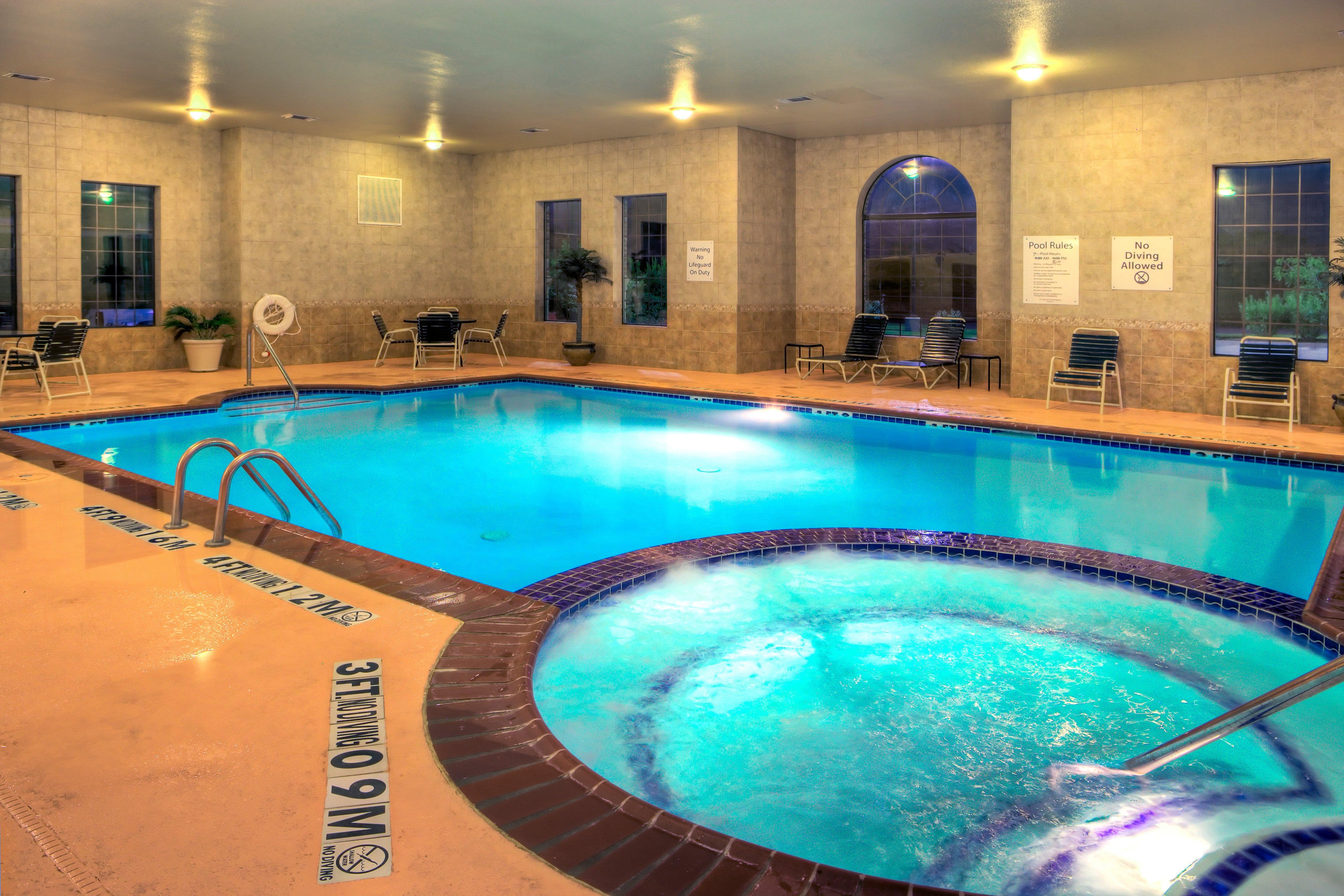 Holiday Inn Express And Suites Granbury By Ihg Bagian luar foto