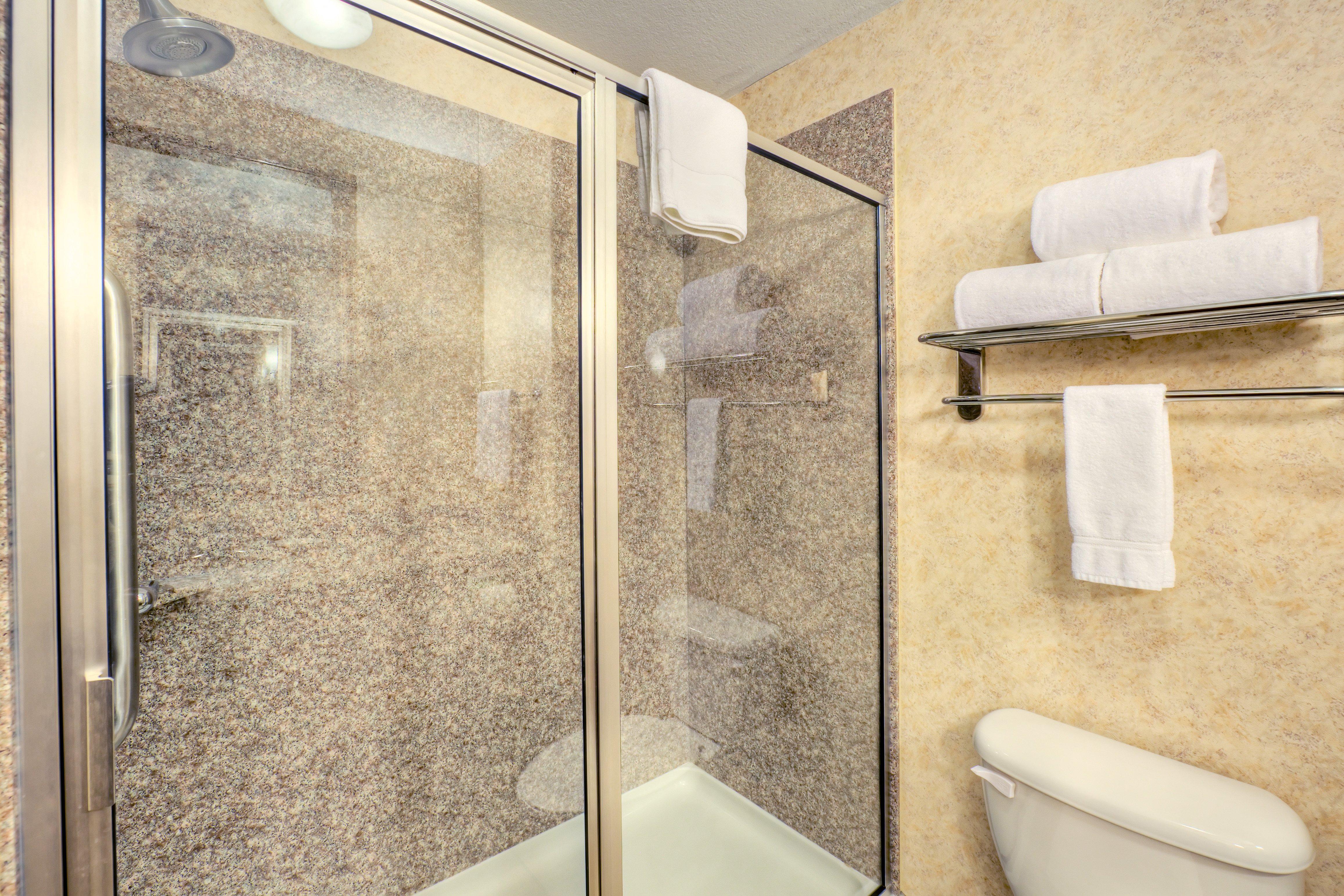 Holiday Inn Express And Suites Granbury By Ihg Bagian luar foto