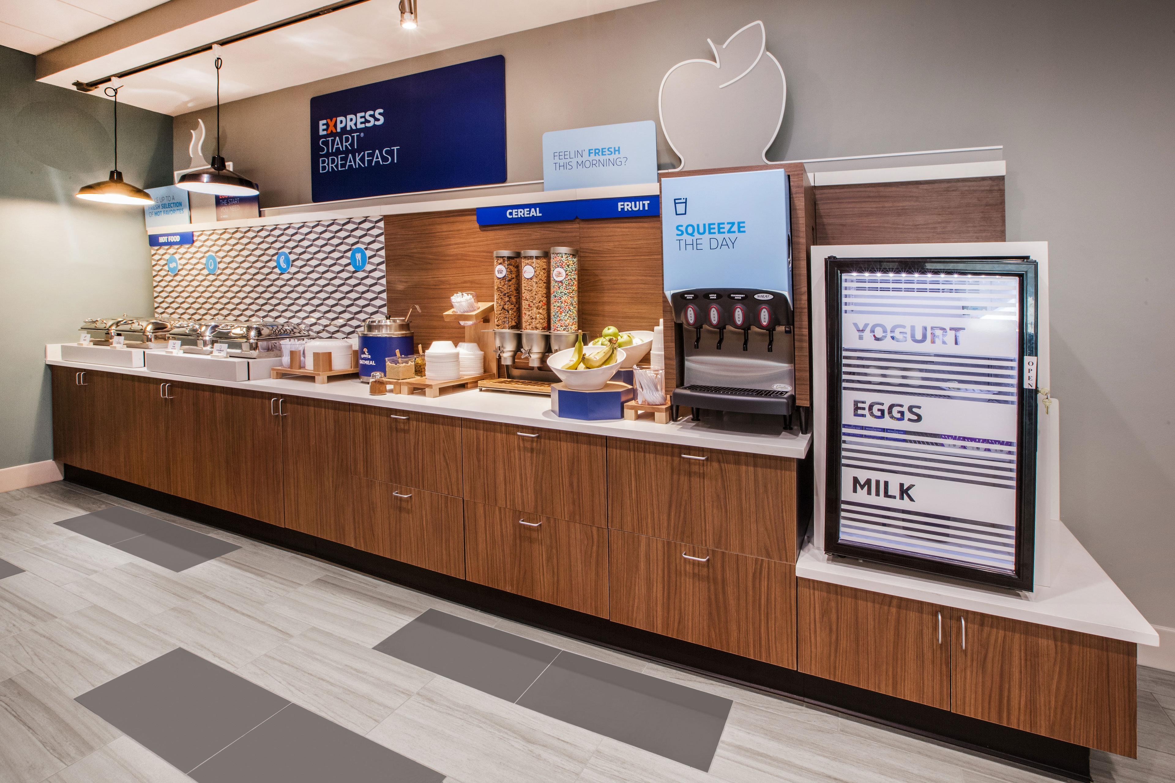 Holiday Inn Express And Suites Granbury By Ihg Bagian luar foto